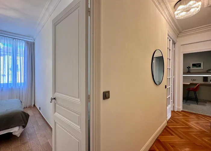 Quai Promenade View Sea View Balcony 3 Bedrooms Air Conditioning Appartement Nice
