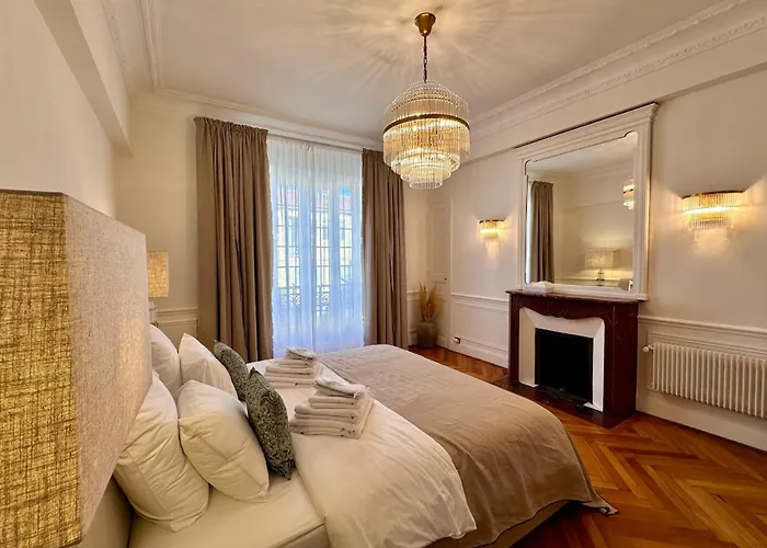Quai Promenade View Sea View Balcony 3 Bedrooms Air Conditioning Appartement Nice